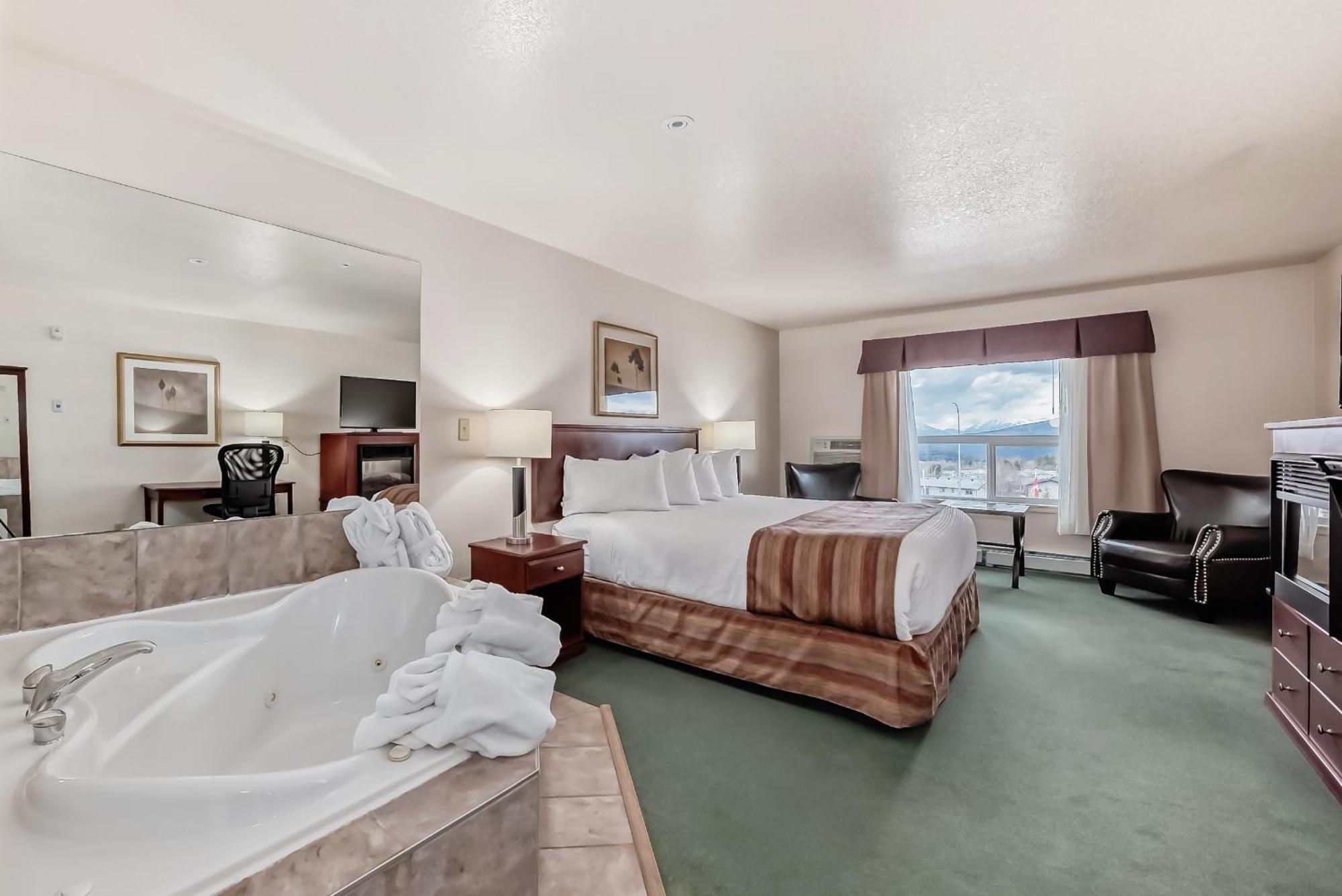 Grande Cache Inn & Suites Экстерьер фото