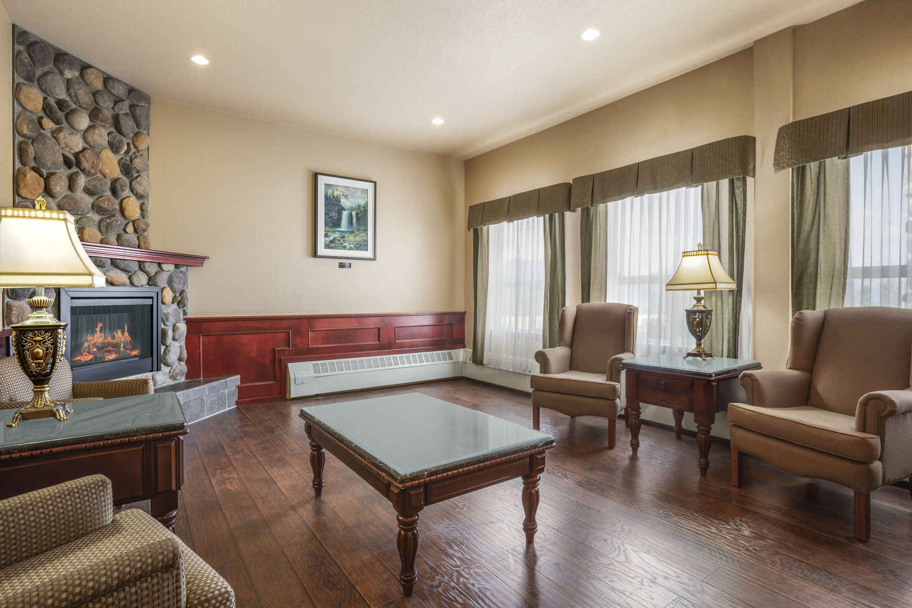 Grande Cache Inn & Suites Экстерьер фото